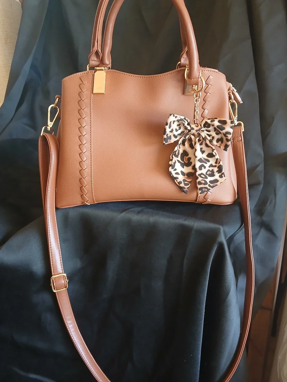 Stylish Briown Faux Leather Top Handle Satchel Bag.        FF#429